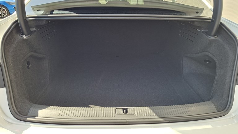 Rabljeno vozilo Audi A4 35 TDI S-Tronic S-line, Diesel