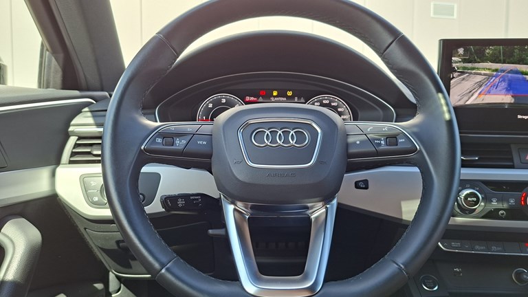 Rabljeno vozilo Audi A4 40 TDI S-tronic S-line Diesel