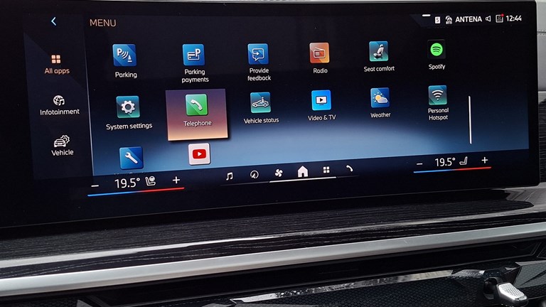 Rabljeno vozilo BMW X5 50e xDrive M-Sport 490, Benzin