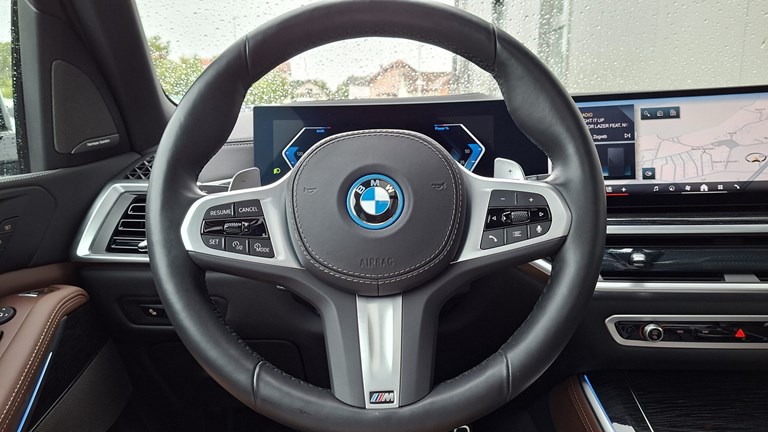 Rabljeno vozilo BMW X5 50e xDrive M-Sport 490, Benzin