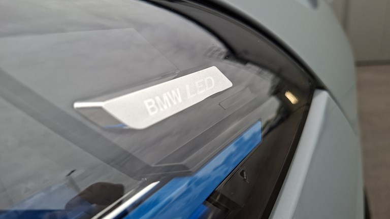 Rabljeno vozilo BMW X5 50e xDrive M-Sport 490, Benzin