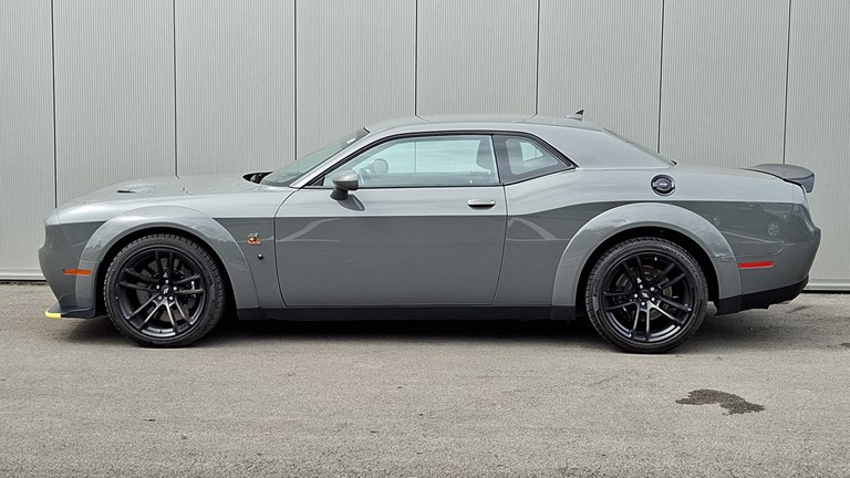 Rabljeno vozilo Dodge Challenger R/T Scat Pack Widebody 6.4L V8, Benzin