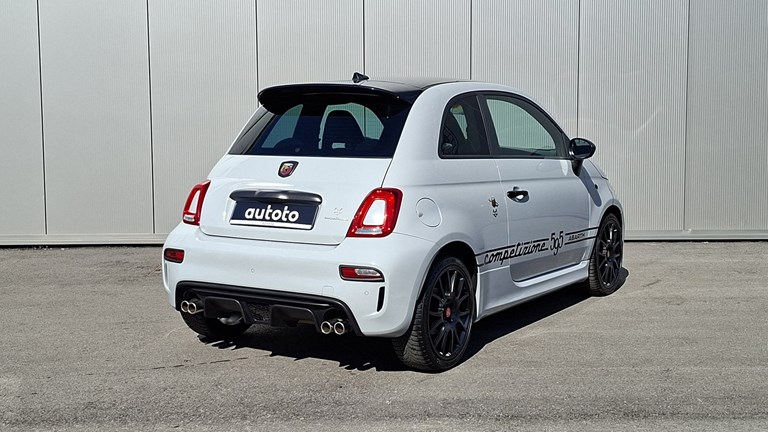 Rabljeno vozilo Fiat Abarth 595 1.4, Benzin