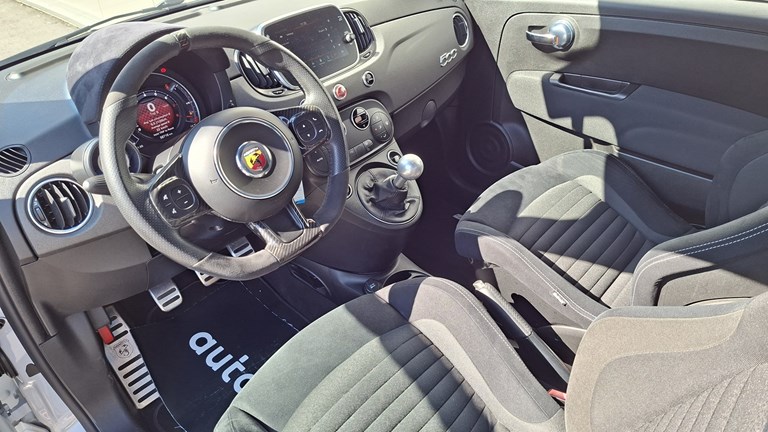 Rabljeno vozilo Fiat Abarth 595 1.4, Benzin