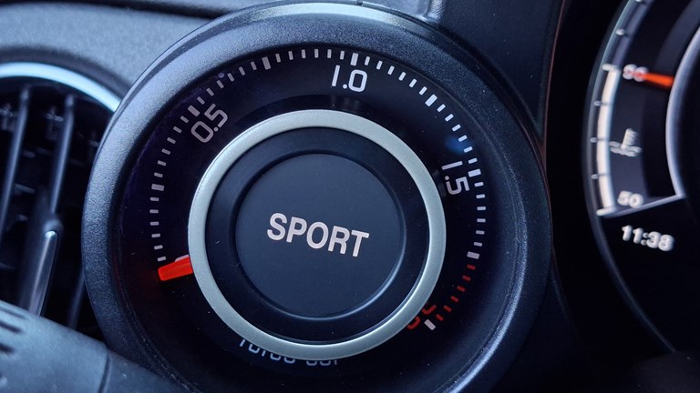 Rabljeno vozilo Fiat Abarth 595 1.4, Benzin