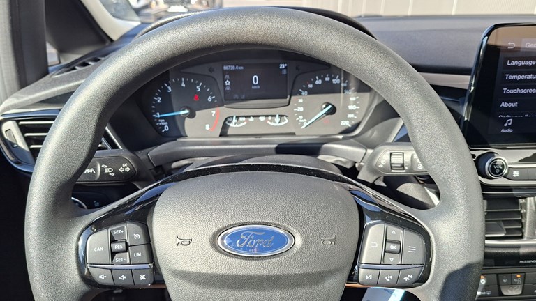 Rabljeno vozilo Ford Fiesta 1.1i, Benzin