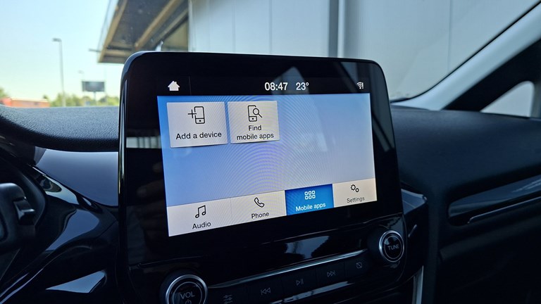 Rabljeno vozilo Ford Fiesta 1.1i, Benzin