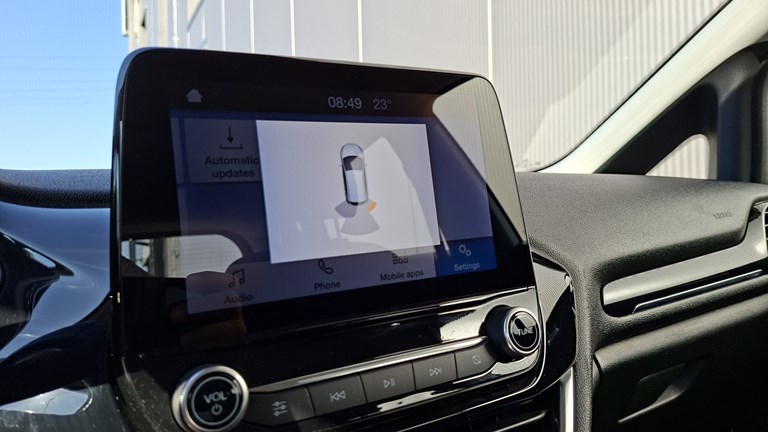 Rabljeno vozilo Ford Fiesta 1.1i, Benzin