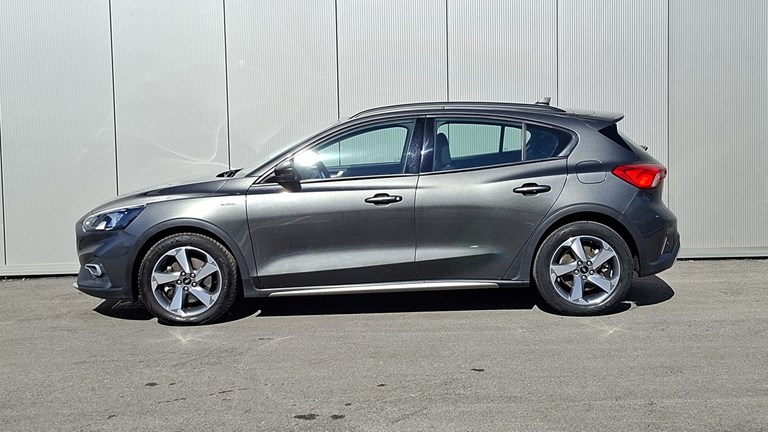 Rabljeno vozilo Ford Focus 1.0 EcoBoost Active, Benzin