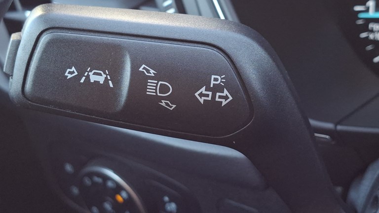Rabljeno vozilo Ford Focus 1.0 EcoBoost Active, Benzin