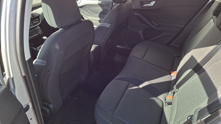 Rabljeno vozilo Ford Focus 1.0 Ecoboost, Benzin