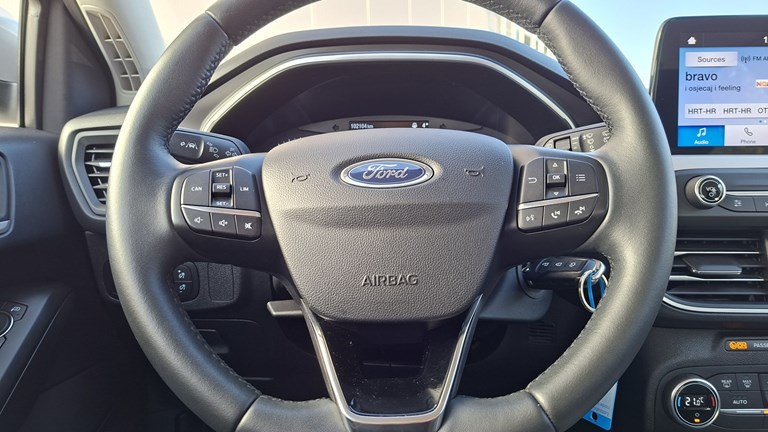 Rabljeno vozilo Ford Focus 1.0 Ecoboost, Benzin
