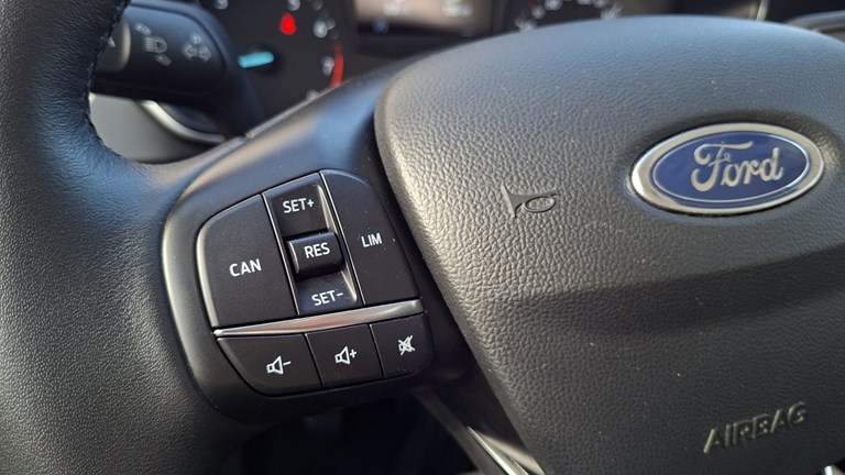 Rabljeno vozilo Ford Focus 1.0 Ecoboost, Benzin