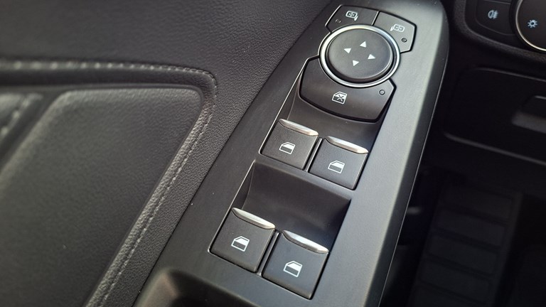 Rabljeno vozilo Ford Focus 1.0 Ecoboost, Benzin