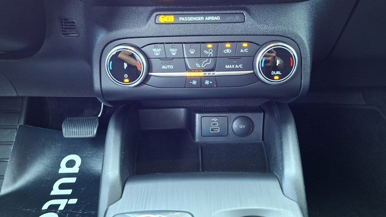 Rabljeno vozilo Ford Focus 1.5 Ecoblue Automatic ST-line, Diesel