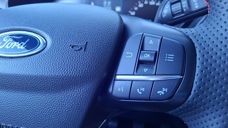 Rabljeno vozilo Ford Focus Karavan 1.0 Ecoboost ST-Line, Benzin