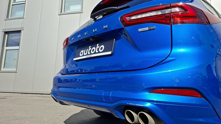 Rabljeno vozilo Ford Focus Karavan 1.0 Ecoboost ST-Line, Benzin