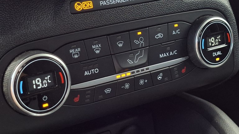 Rabljeno vozilo Ford Focus Karavan 1.5 Ecoblue Automatic Active, Diesel