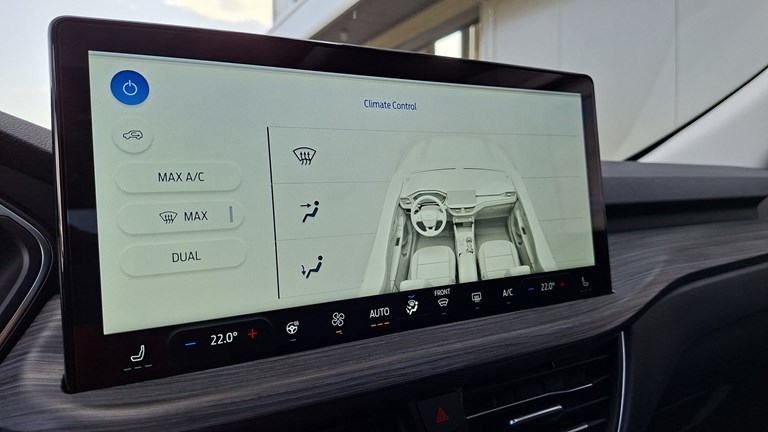 Rabljeno vozilo Ford Kuga 2.5 FHEV Automatic Active 180, Benzin