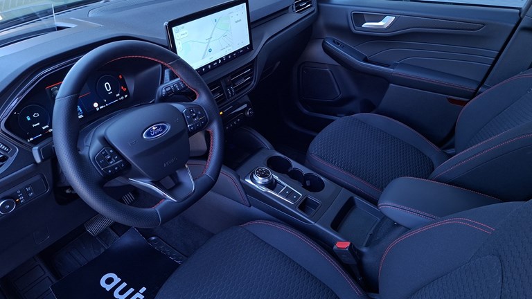 Rabljeno vozilo Ford Kuga 2.5 FHEV Automatic ST-Line 180, Benzin