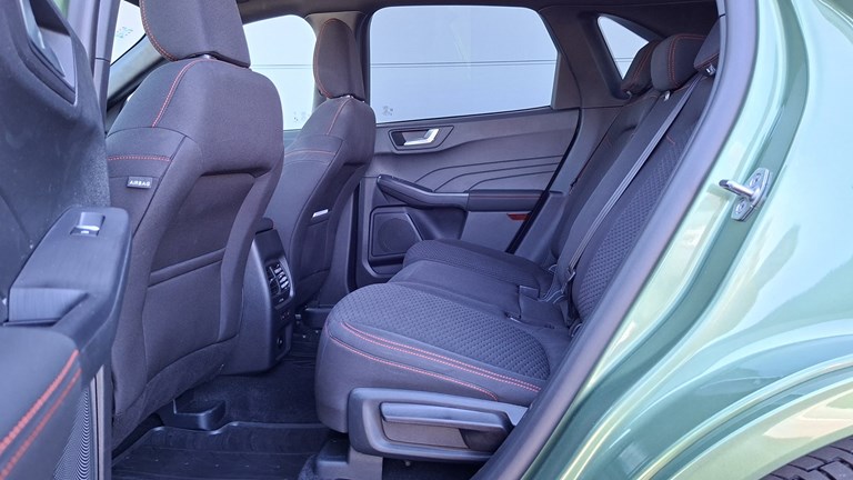 Rabljeno vozilo Ford Kuga 2.5 FHEV Automatic ST-Line 180, Benzin