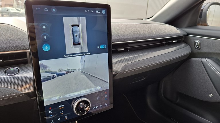 Rabljeno vozilo Ford Mustang Mach-E GT, Električno vozilo