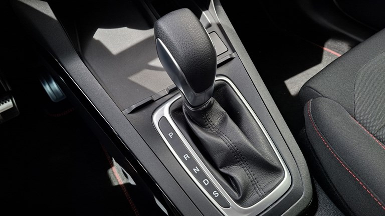 Rabljeno vozilo Ford Puma 1.0 Ecoboost mHEV Automatic ST-line, Benzin