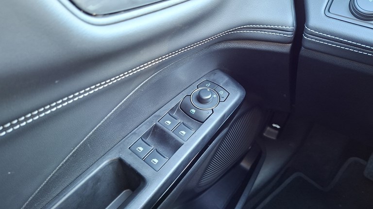 Rabljeno vozilo Ford Puma 1.0 Ecoboost mHEV, Benzin