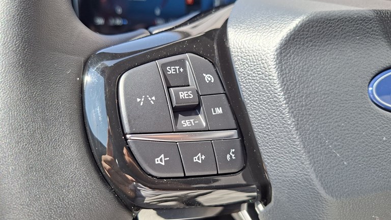 Rabljeno vozilo Ford Puma 1.0 Ecoboost mHEV, Benzin