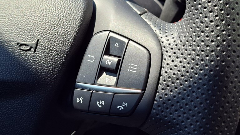 Rabljeno vozilo Ford Puma 1.0 Ecoboost mHEV ST-line, Benzin