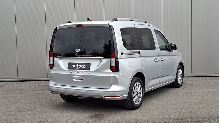 Ford Tourneo Connect 2.0 Ecoblue V761 Titanium (7 sjedala)