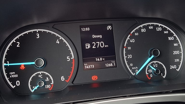 Ford Tourneo Connect 2.0 Ecoblue V761 Titanium (7 sjedala)