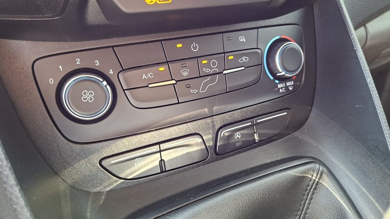 Rabljeno vozilo Ford Transit Connect Van 1.5 TDCI, Diesel