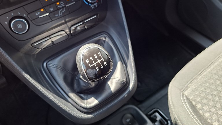 Rabljeno vozilo Ford Transit Connect Van 1.5 TDCI, Diesel