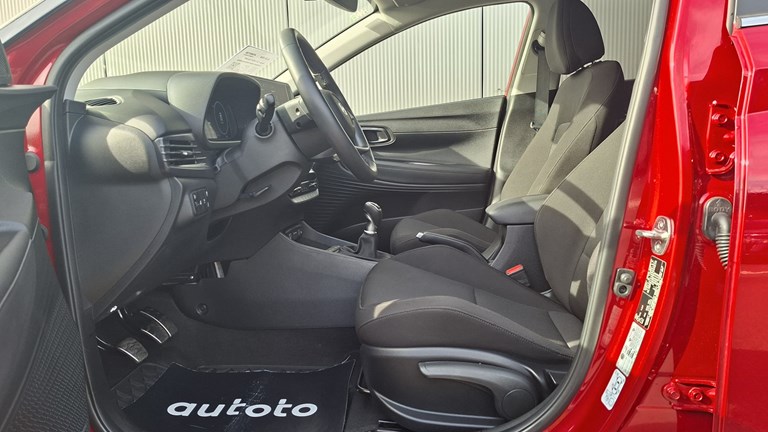 Rabljeno vozilo Hyundai Bayon 1.0 T-GDI, Benzin