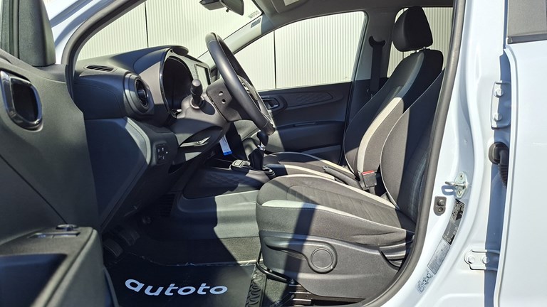 Rabljeno vozilo Hyundai I10 1.0i, Benzin