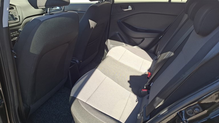 Rabljeno vozilo Hyundai I20 1.2, Benzin