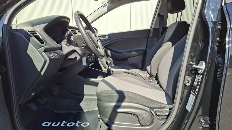 Rabljeno vozilo Hyundai I20 1.2, Benzin