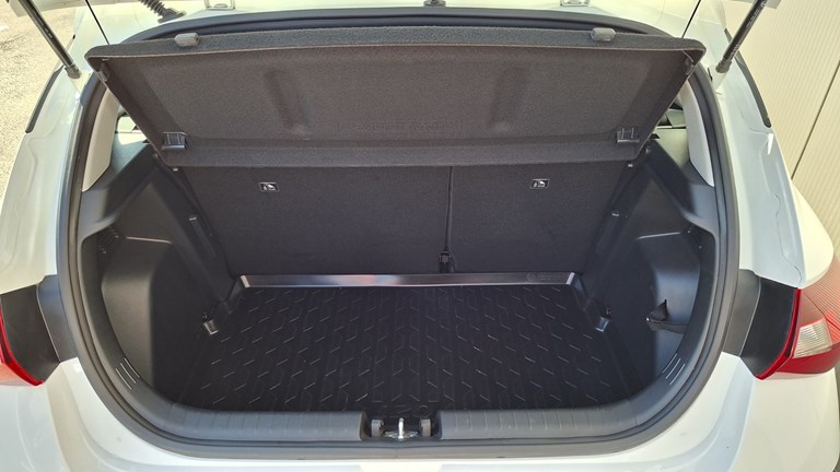 Rabljeno vozilo Hyundai I20 1.2, Benzin