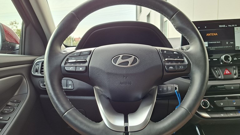 Rabljeno vozilo Hyundai I30 1.0 T-GDI, Benzin