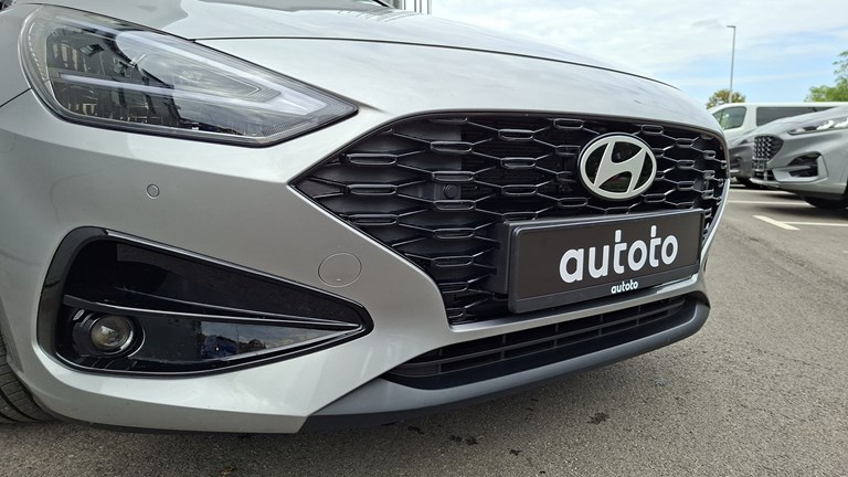 Rabljeno vozilo Hyundai I30 1.0 T-GDI, Benzin