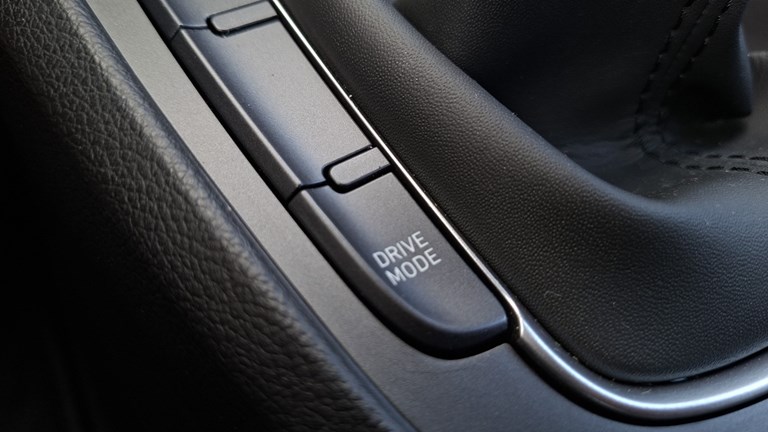Rabljeno vozilo Hyundai Kona 1.0 T-GDI, Benzin