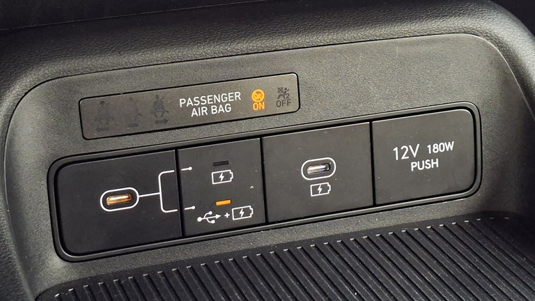 Rabljeno vozilo Hyundai Kona SX2 1.0 T-GDI DCT Style, Benzin