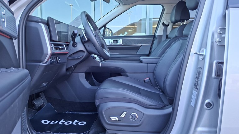 Rabljeno vozilo Hyundai Santa Fe 1.6 T-GDI HEV Automatic 4x4 215 (7 sjedala), Benzin