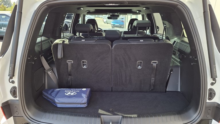 Rabljeno vozilo Hyundai Santa Fe 1.6 T-GDI HEV Automatic 4x4 (7 sjedala) 215, Benzin