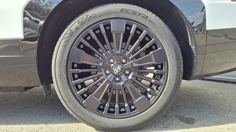Rabljeno vozilo Hyundai Santa Fe 1.6 T-GDI HEV Automatic 4x4 (7 sjedala) 215, Benzin