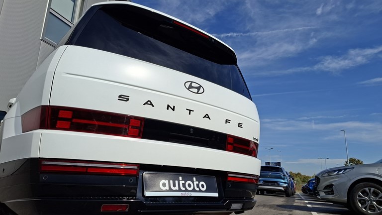 Rabljeno vozilo Hyundai Santa Fe 1.6 T-GDI HEV Automatic 4x4 (7 sjedala) 215, Benzin