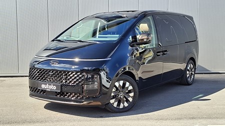 Hyundai Staria 2.2 CRDI 4x4 Automatic (7 sjedala)