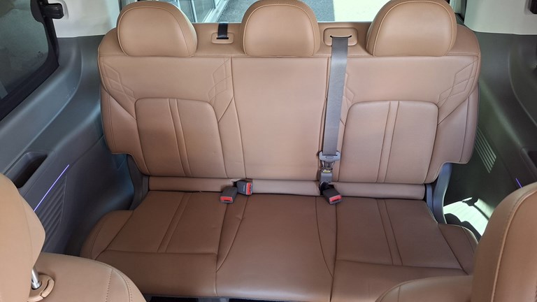 Rabljeno vozilo Hyundai Staria 2.2 CRDI 4x4 Automatic (7 sjedala), Diesel