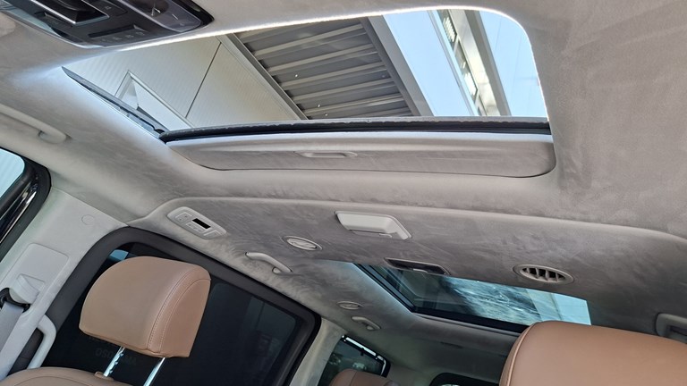 Rabljeno vozilo Hyundai Staria 2.2 CRDI 4x4 Automatic (7 sjedala), Diesel